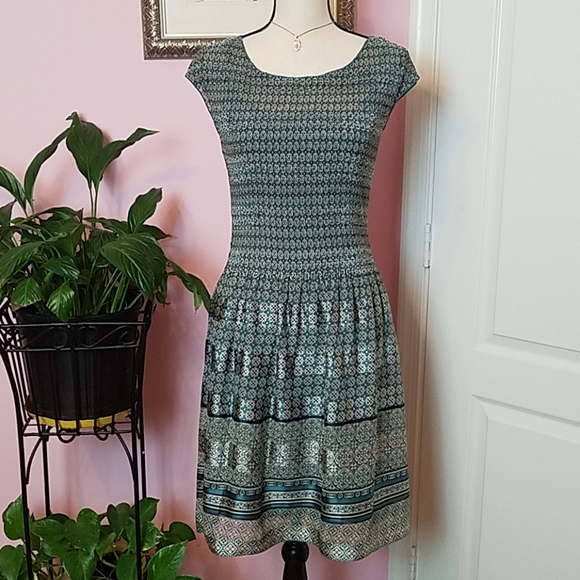 Max Edition Dresses & Skirts - 80s Vintage Micropleat Dress M